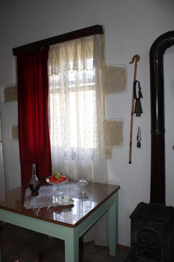 Traditional House Maria Azoyiras Exterior foto